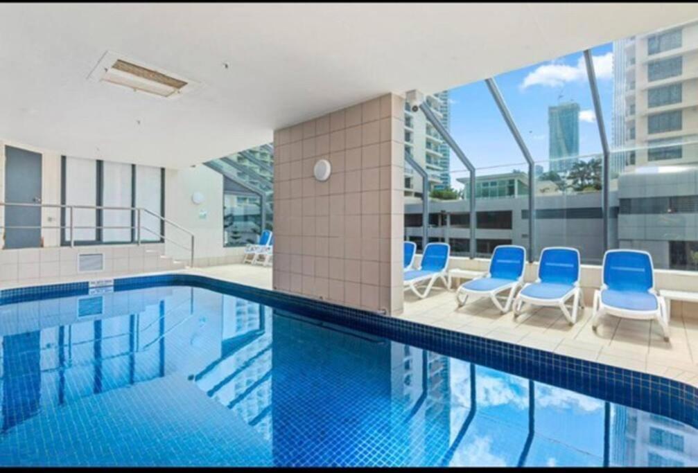 Fabulous Sea Views In The Heart Of Surfers Apartment โกลด์โคสต์ ภายนอก รูปภาพ